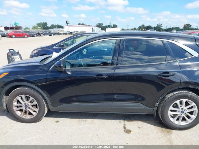 1FMCU0G68MUA36833 Ford ESCAPE SE