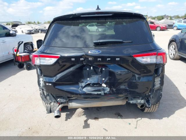 1FMCU0G68MUA36833 Ford ESCAPE SE