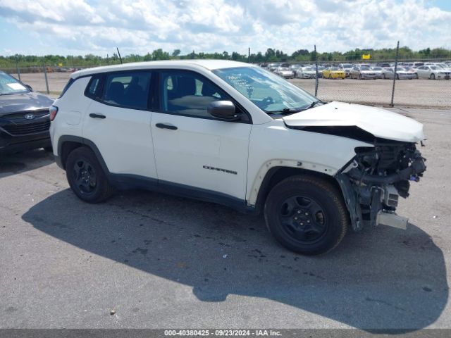 3C4NJCAB5JT318169 Jeep Compass Sport Fwd