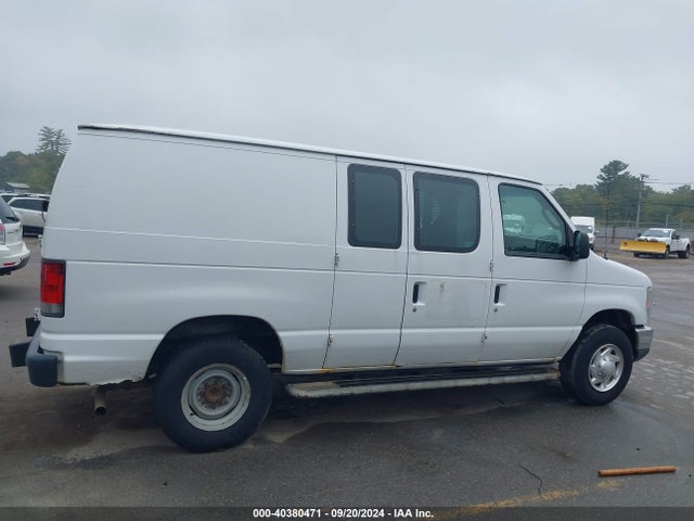 Ford E-250 Commercial 2014 1FTNE2EW8EDA54582 Image 13