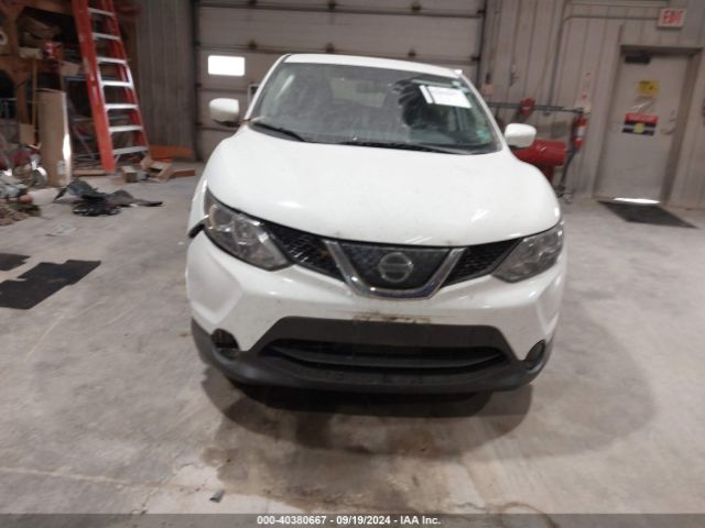 JN1BJ1CR3JW250341 Nissan Rogue Sport S