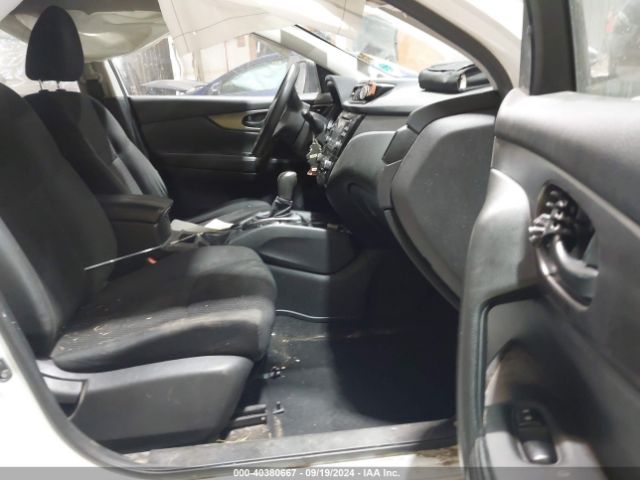 JN1BJ1CR3JW250341 Nissan Rogue Sport S