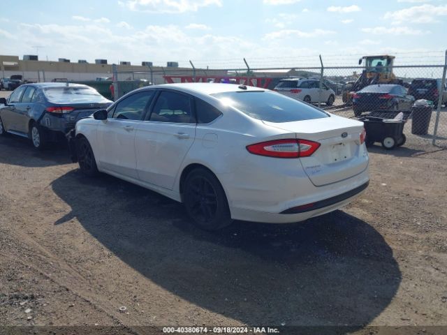3FA6P0HD3GR239541 Ford FUSION SE