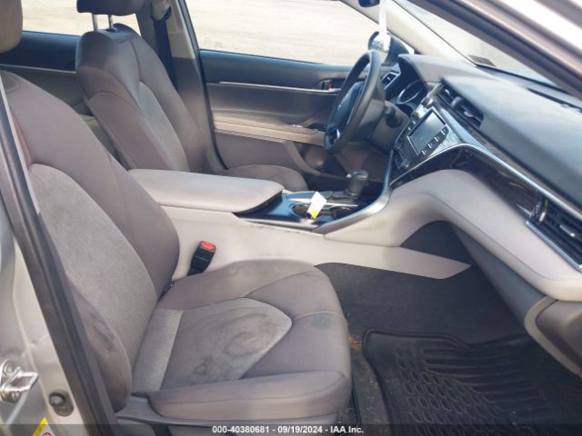 4T1B11HK1JU108215 Toyota CAMRY LE