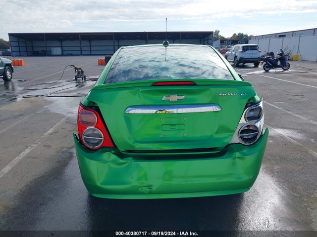 Chevrolet Sonic Lt Auto 2015 1G1JC5SG5F4125671 Image 16
