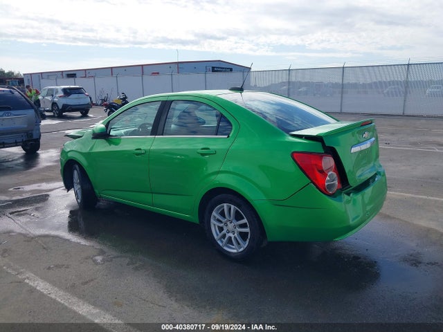 Chevrolet Sonic Lt Auto 2015 1G1JC5SG5F4125671 Image 3