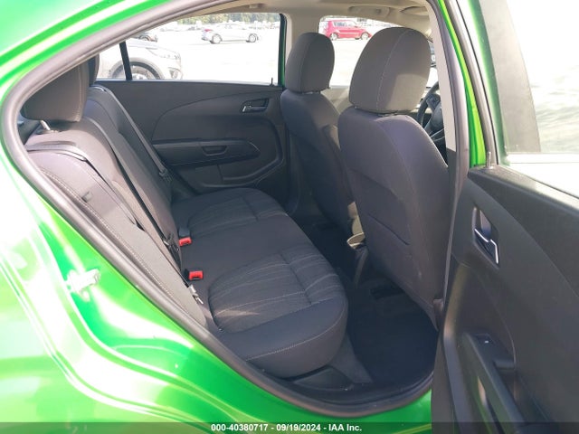 Chevrolet Sonic Lt Auto 2015 1G1JC5SG5F4125671 Image 8