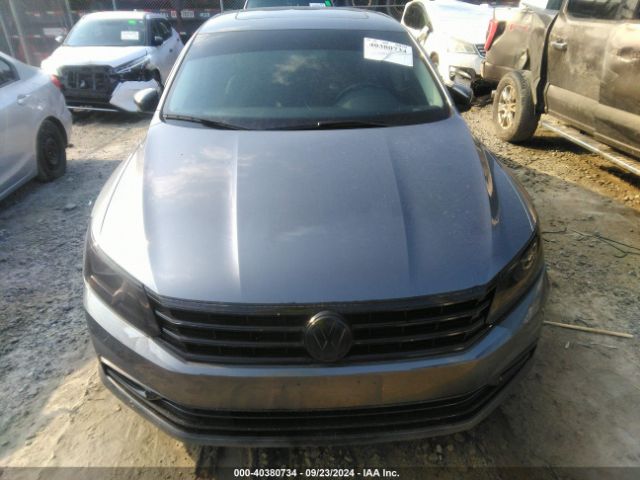 1VWBT7A36HC005700 Volkswagen Passat 1.8t Se