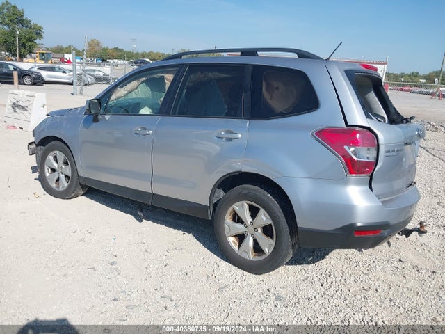 Subaru Forester 2.5i Premium 2015 JF2SJADC8FH822752 Image 3