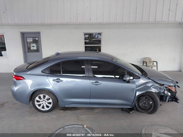 Toyota COROLLA LE 2022 JTDEPMAE6NJ201003 Image 14