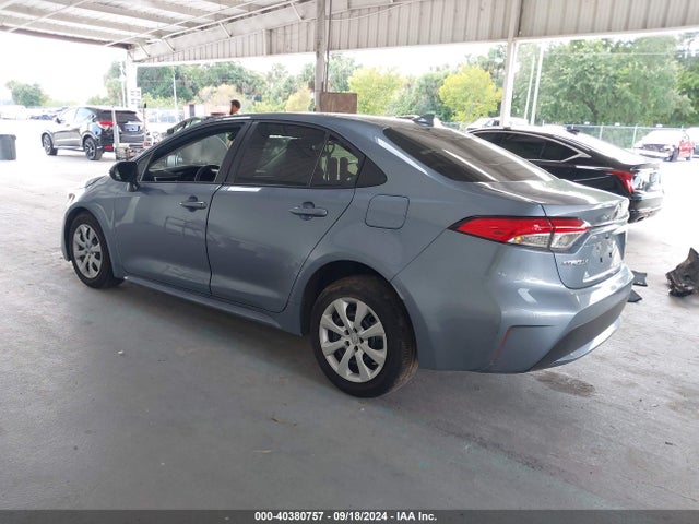 Toyota COROLLA LE 2022 JTDEPMAE6NJ201003 Image 3