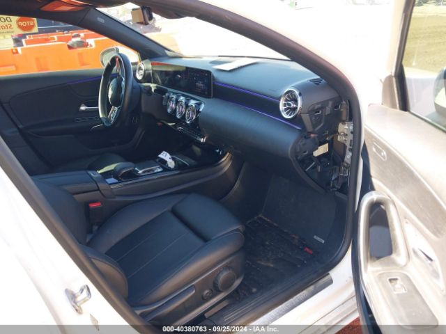 W1K3G4FB7LJ220782 Mercedes-Benz A 220 4matic