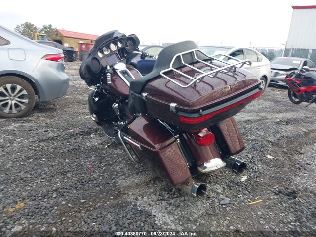 2019 HARLEY-DAVIDSON FLHTCU 1HD1FCC17KB664861 Photo 2