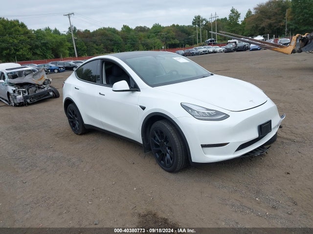 2023 TESLA MODEL Y 7SAYGDEE9PA071235 Photo 0