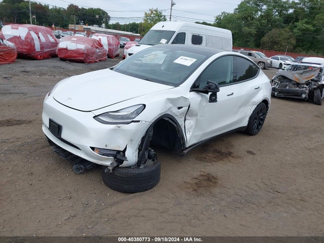 2023 TESLA MODEL Y 7SAYGDEE9PA071235 Photo 1
