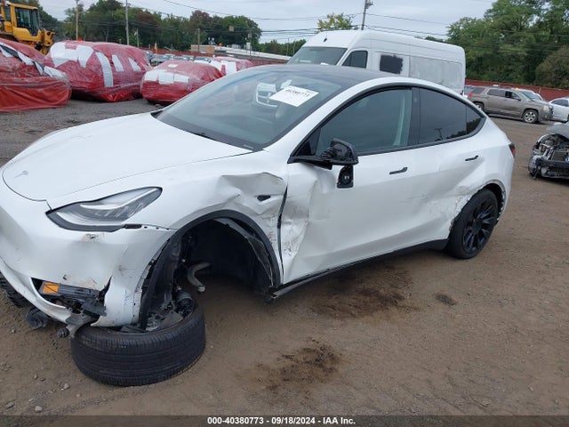 2023 TESLA MODEL Y 7SAYGDEE9PA071235 Photo 5