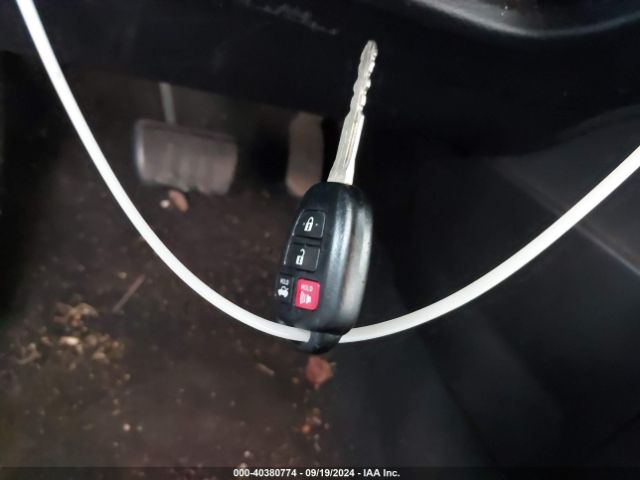 5YFBURHE7HP734007 Toyota COROLLA SE