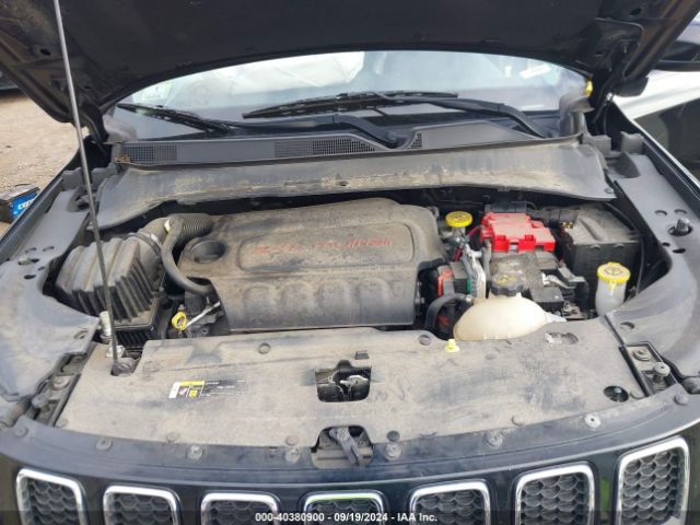 3C4NJDBBXKT847686 Jeep Compass Latitude 4x4