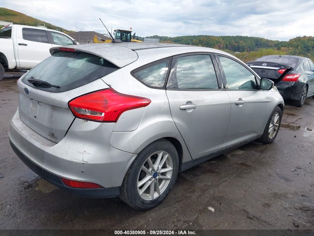 Ford FOCUS SE 2016 1FADP3K21GL357179 Image 4