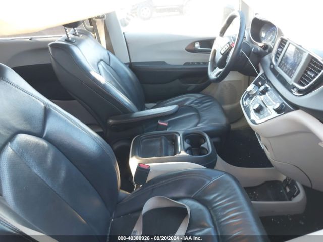 2018 CHRYSLER PACIFICA 2C4RC1BG9JR193027 Photo 4