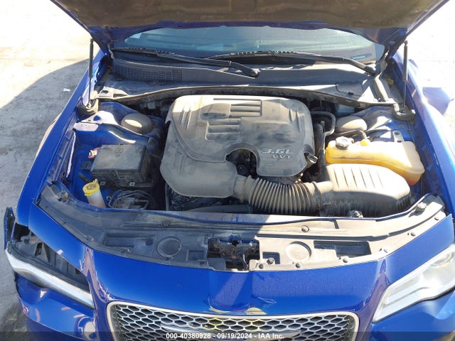 Chrysler 300 Touring 2018 2C3CCAAG1JH340393 Image 10