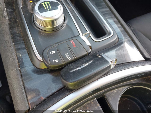 Chrysler 300 Touring 2018 2C3CCAAG1JH340393 Image 11