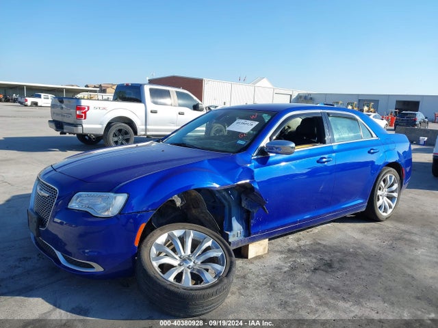 Chrysler 300 Touring 2018 2C3CCAAG1JH340393 Image 12