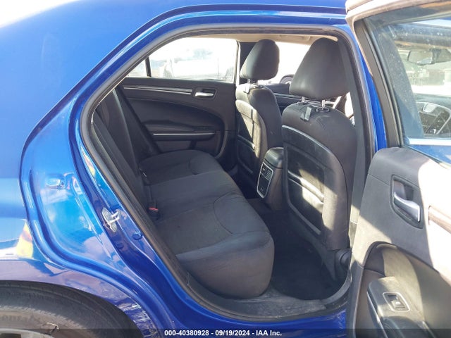 2C3CCAAG1JH340393 Chrysler 300 Touring