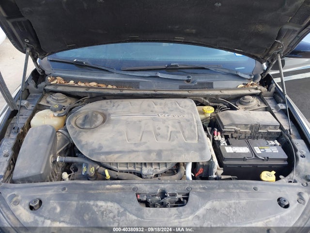 1C3CCCBG7FN615032 Chrysler 200 S
