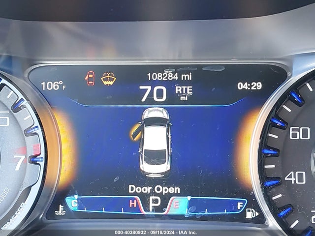 1C3CCCBG7FN615032 Chrysler 200 S