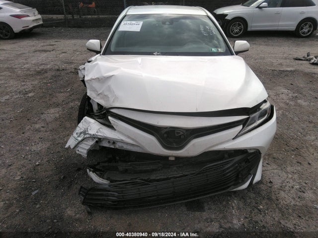 Toyota CAMRY LE 2018 JTNB11HK3J3002080 Image 12