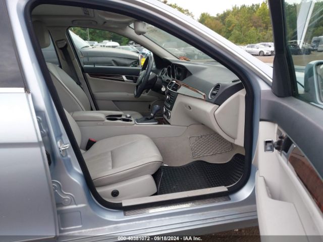 WDDGF8AB4EA911791 Mercedes-Benz C 300 Luxury 4matic/sport 4matic