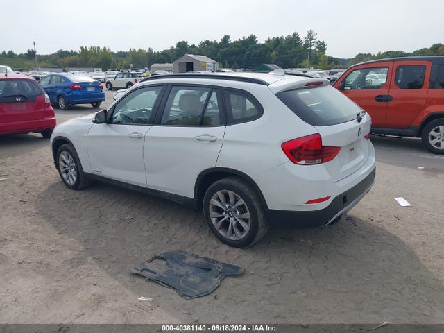 BMW X1 Xdrive28i 2014 WBAVL1C55EVY17661 Image 3