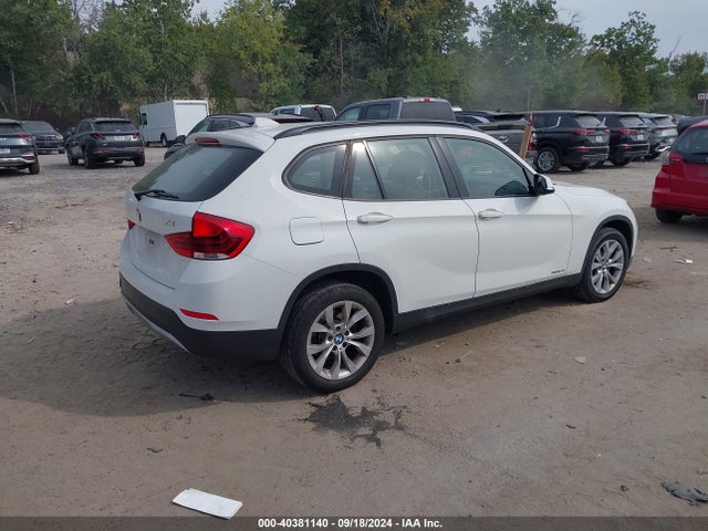 BMW X1 Xdrive28i 2014 WBAVL1C55EVY17661 Image 4