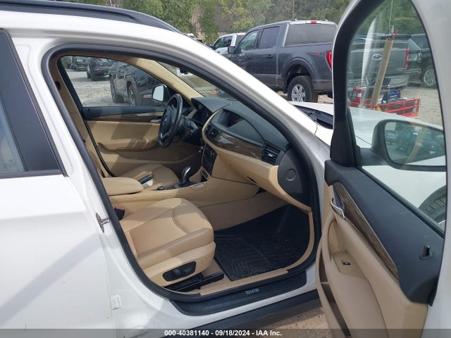 BMW X1 Xdrive28i 2014 WBAVL1C55EVY17661 Image 5