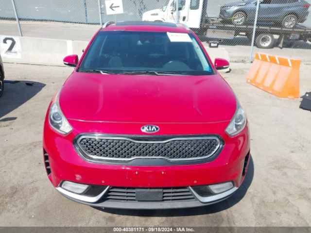 KNDCE3LC5H5042524 KIA Niro Touring