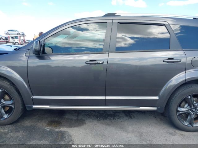 3C4PDCGGXKT803654 Dodge Journey Crossroad