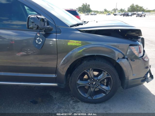3C4PDCGGXKT803654 Dodge Journey Crossroad