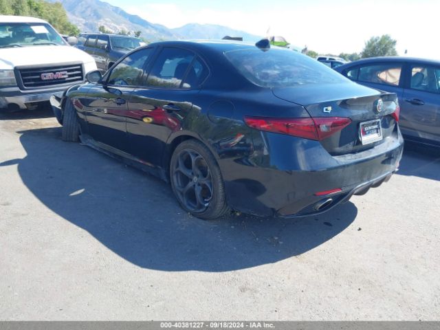 ZARFAECN3J7582511 Alfa Romeo Giulia Ti Sport Rwd