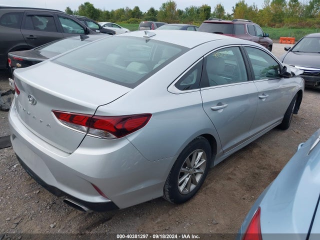 Hyundai SONATA SE 2018 5NPE24AF1JH695085 Image 4
