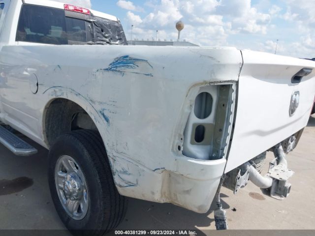 3C6UR5HJ8RG139584 RAM 2500 Tradesman  4x4 8' Box