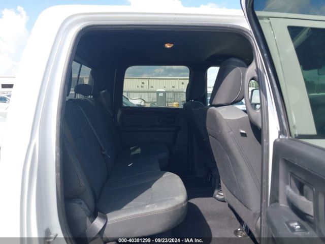 3C6UR5HJ8RG139584 RAM 2500 Tradesman  4x4 8' Box