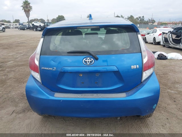 Toyota Prius C Four 2015 JTDKDTB36F1094216 Image 16