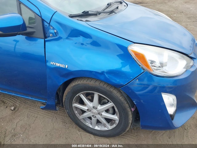 Toyota Prius C Four 2015 JTDKDTB36F1094216 Image 6