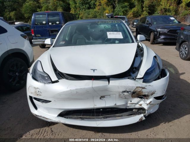 5YJ3E1EAXNF316259 Tesla MODEL 3