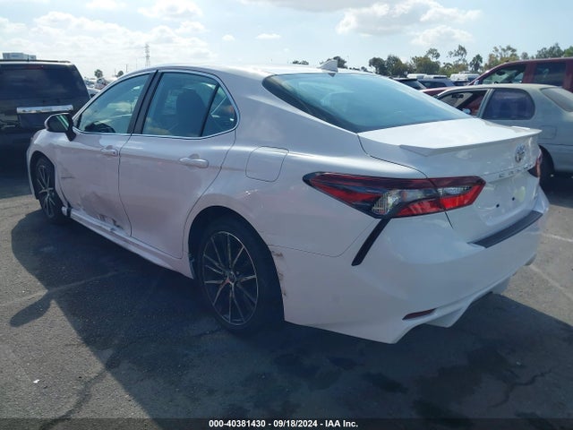 Toyota CAMRY SE 2021 4T1G11AK9MU484780 Image 3
