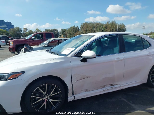 Toyota CAMRY SE 2021 4T1G11AK9MU484780 Image 6