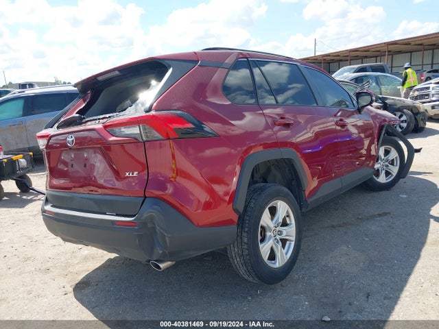 Toyota Rav4 Xle 2021 JTMW1RFV5MD070655 Image 4
