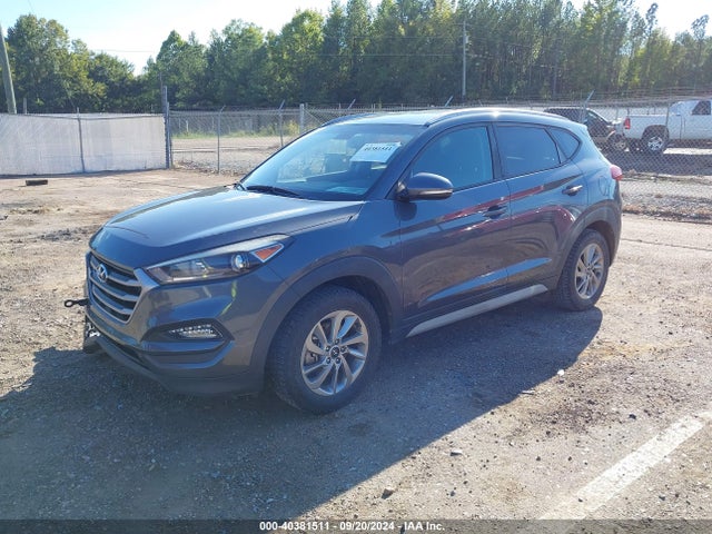 Hyundai Tucson Se Plus 2017 KM8J33A48HU473921 Image 2