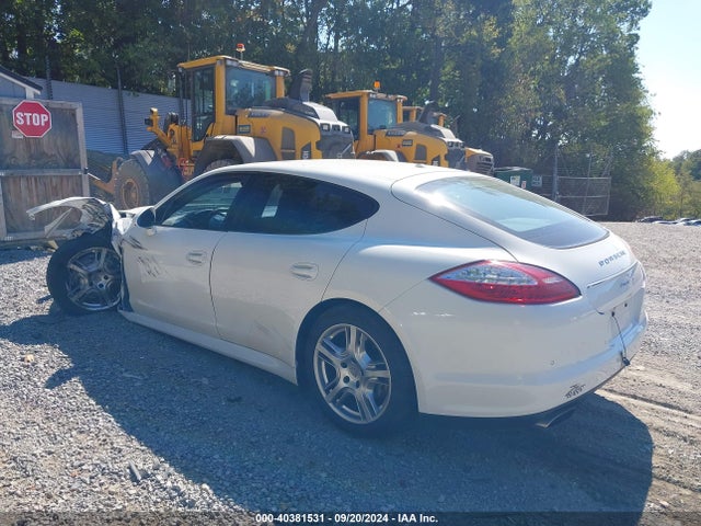 2012 PORSCHE PANAMERA WP0AA2A75CL016545 Photo 2